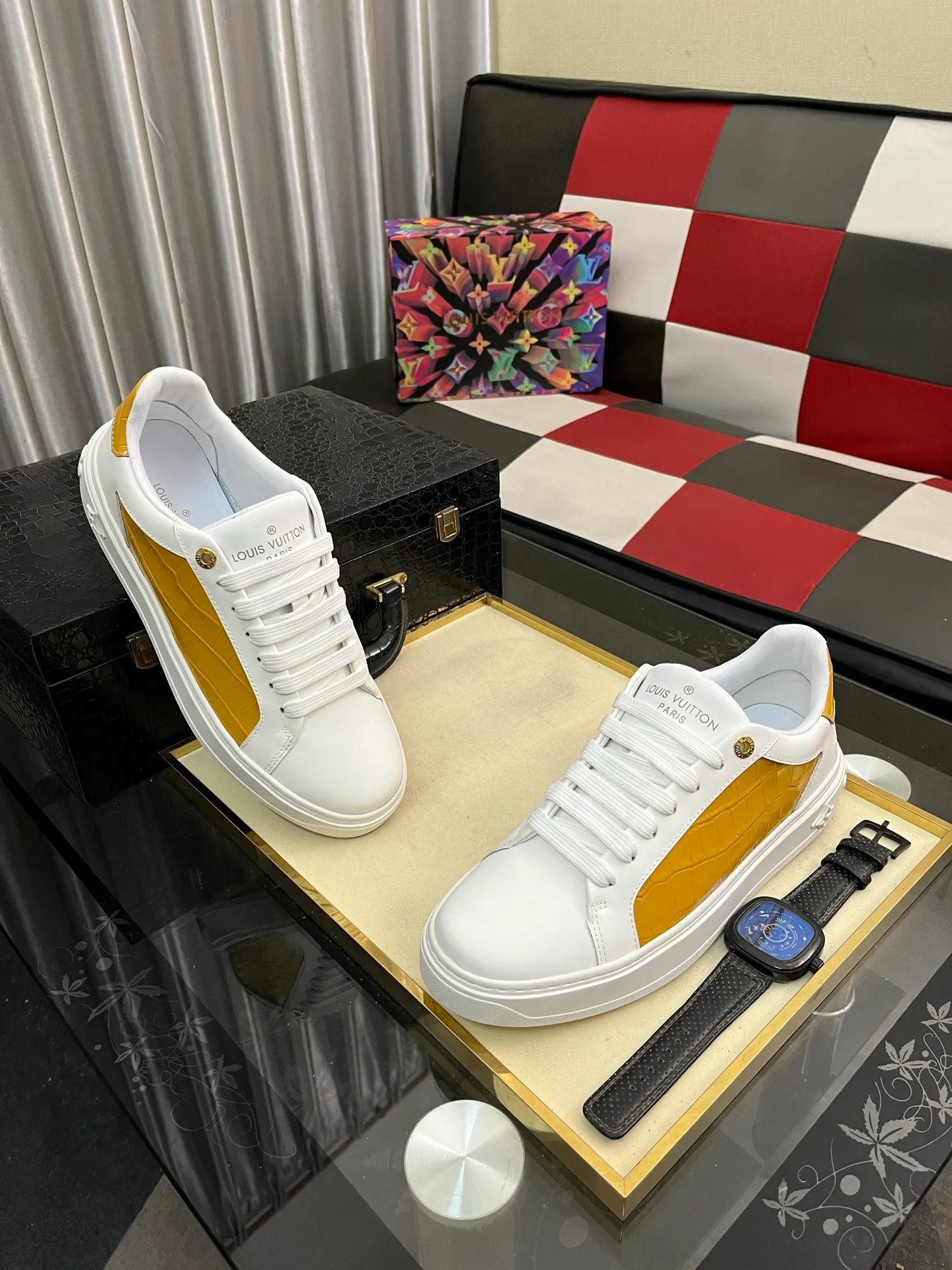 Men's shoes 💰520⌚️⌚️LV Louis Vuitton. The latest fashionable casual shoes are popular in physical stores. New spring and summer comfortable imported custom original cowhide, unique jacquard fabric element design. With sheepskin lining, Lv original bottom, [sun][sun] high-end packaging and high quality💪Details determine the quality, you can enter and leave the counter at will, welcome to compare🇮🇹Number of sizes 38-445️⃣Color options available